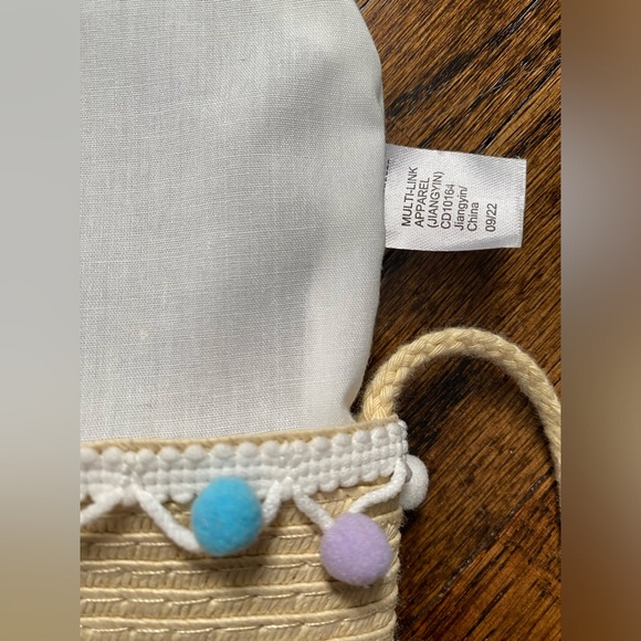 Crossbody Bag Kid Purse Woven PomPom accents Cream Pastel Pink Blue White Purple - Picture 9 of 10